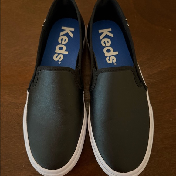 Keds Black Leather Slip-On Shoes - Picture 1 of 3